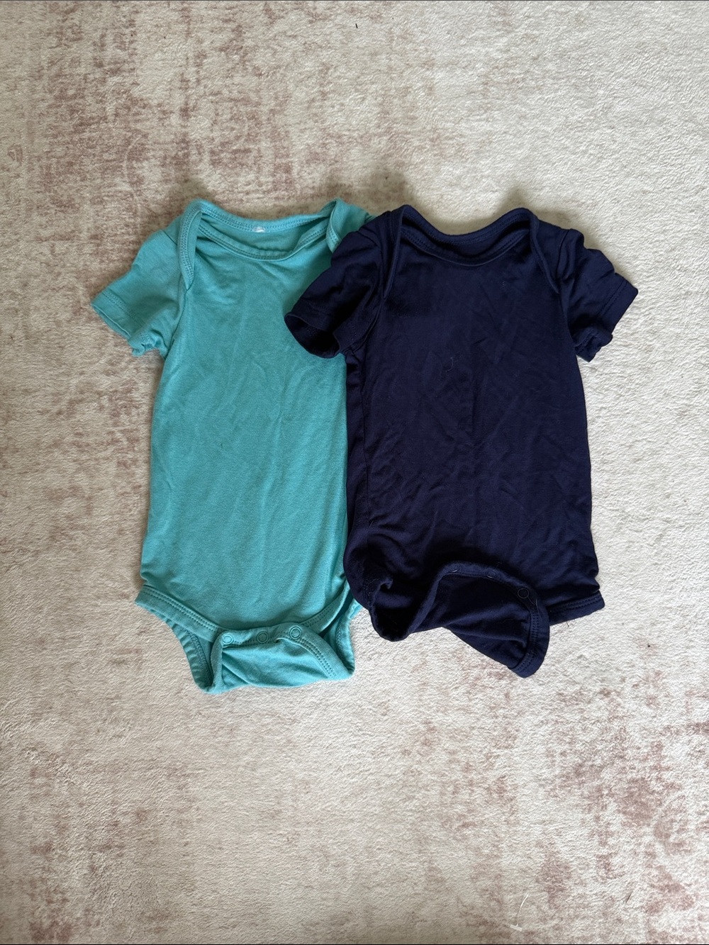 Kyte BABY Short-Sleeve One-Piece Bodysuits in Teal and Navy